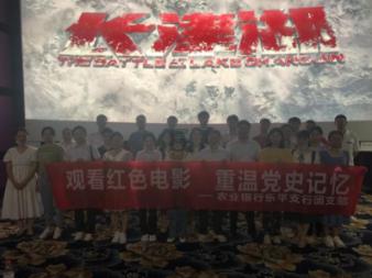 医生竟从浙江女子左肩挤出一条“牙膏”，这是什么病？